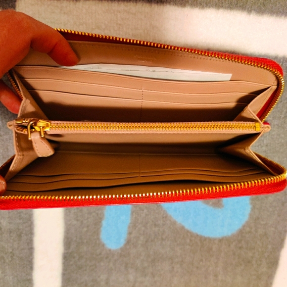 Leather Prada wallet - Picture 3 of 3